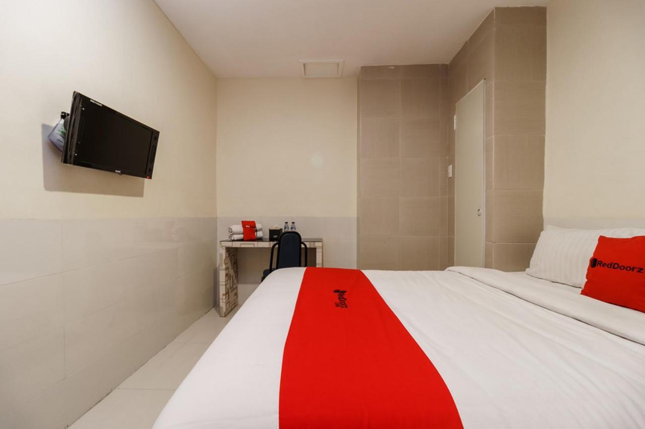 Permata Inn Medan Zewnętrze zdjęcie